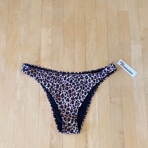 No Boundaries Women Leopard Print Bottoms